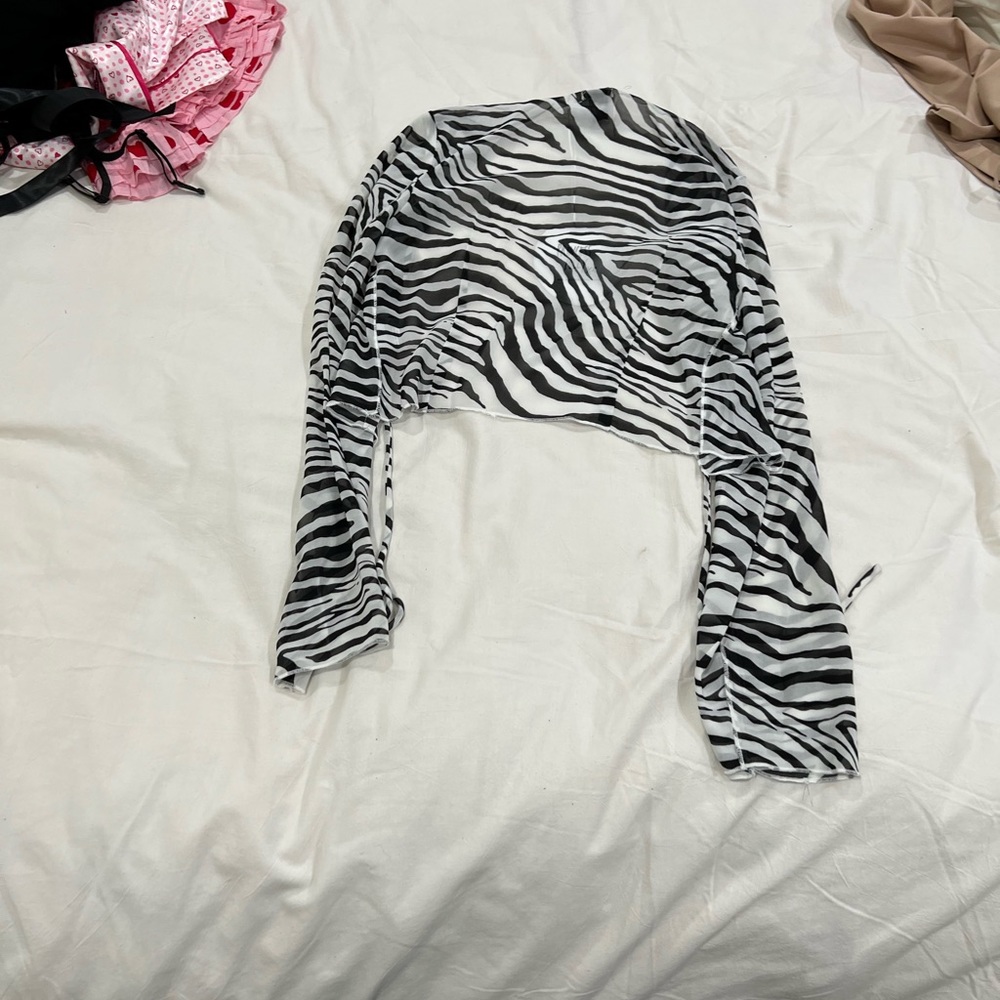 PRINCESS POLLY | DANIELLA LONG SLEEVE TOP ZEBRA XS - Picture 4 of 8